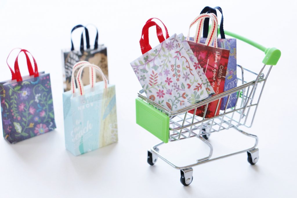 img src=”puppy.jpg” alt=”キャバクラの彼氏バレ親バレ問題”