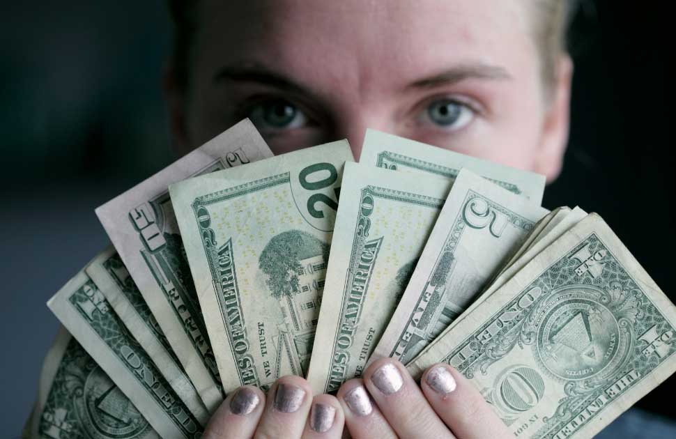 スカウトバック目当ての歌舞伎町にいるしつこいキャバクラの路上スカウトマン