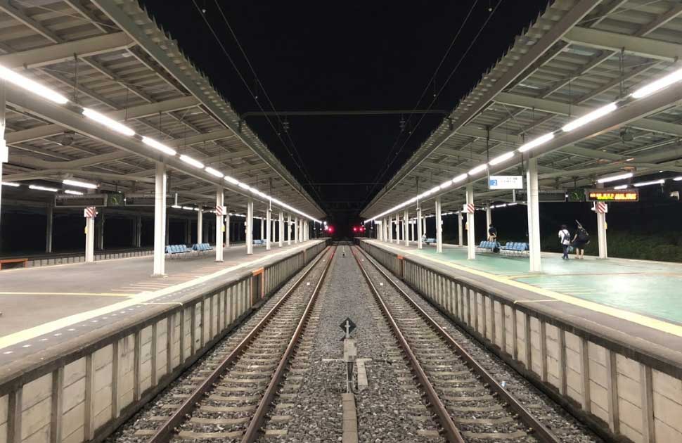 キャバクラで終電までの時間働く